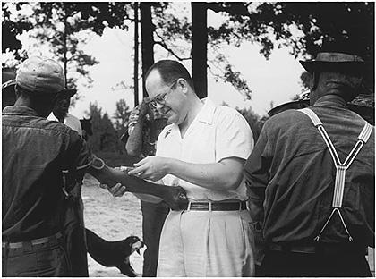 DEGRADACION DEL PROFESIONALISMO Experimentos sobre sifilis en Tuskegge, Alabama. Estados Unidos. Fuente.
