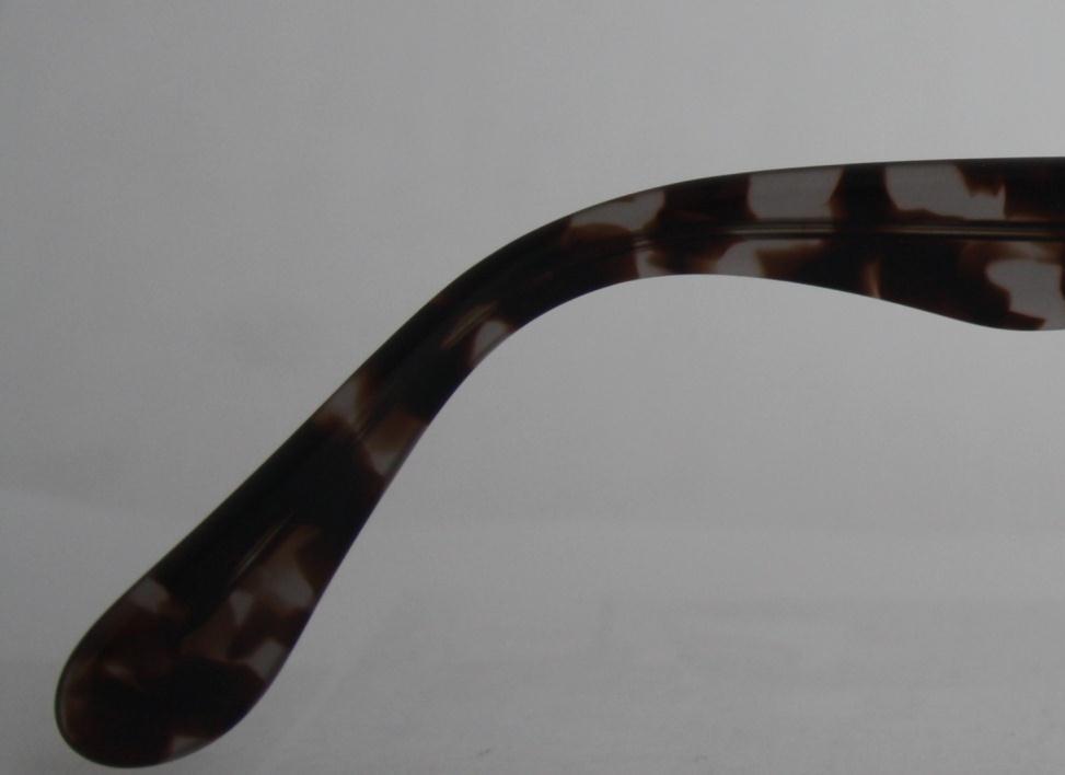Solidez La principal zona de desgaste de las gafas es el final de las patillas.