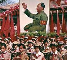 Los estudiantes son el instrumento de Mao para llevar a cabo el movimiento.