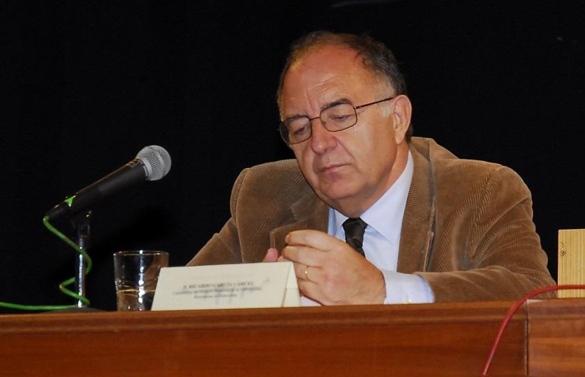 En noviembre de 2012, el Ministerio de Cultura concedió al historiador requenense Ricardo García Cárcel el Premio Nacional de Historia 2012 por su obra La herencia del pasado: las memorias históricas