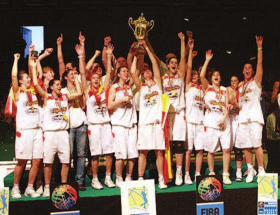 Un año después el himno español volvió a sonar, con la selección en lo más alto del EuroBasket 2009 de 12. tiro adicional Polonia.