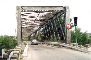 Puente sobre el río Jarama, en Titulcia (Madrid) José Antonio Llombart Jordi Revoltós (Estudio de Ingeniería y Proyectos. EIPSA) 1.