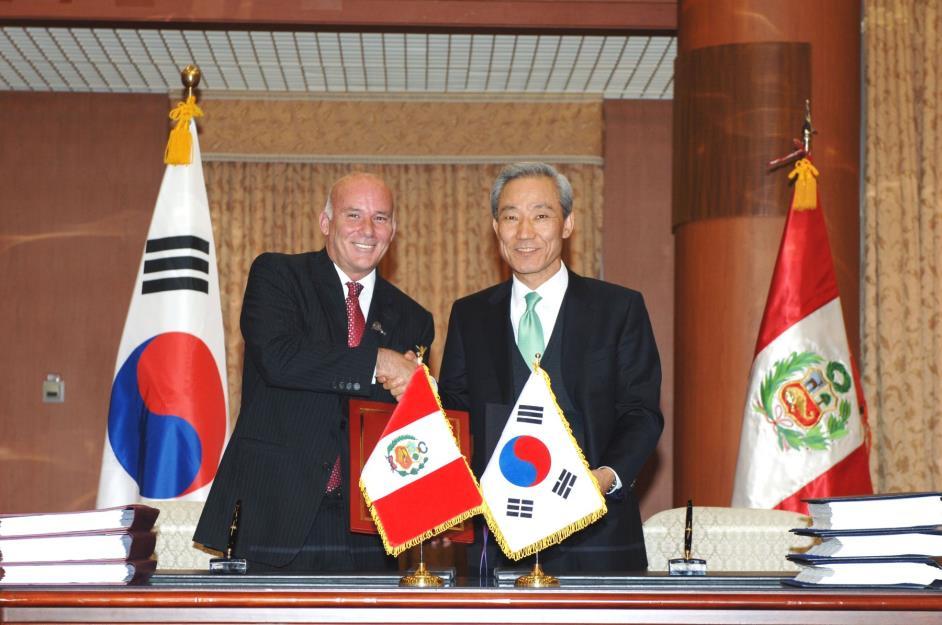 Comercio e Inversiones El Tratado Libre Comercio entre el Perú y Corea