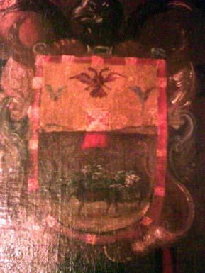 Escudo otorgado a Don Cristobal Paullu Inka Actualmente utilizado por la Municipalidad Distrital de Urubamba Escudo español dividido en dos parte, en el jefe en campo de oro un águila bicéfala