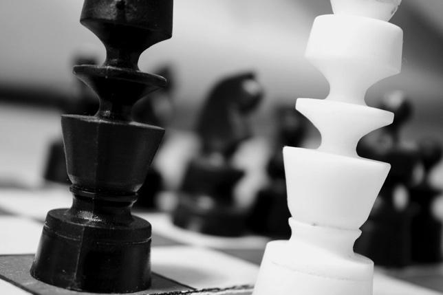 https://static.pexels.com/photos/2902/black-and-white-game-match-chess.