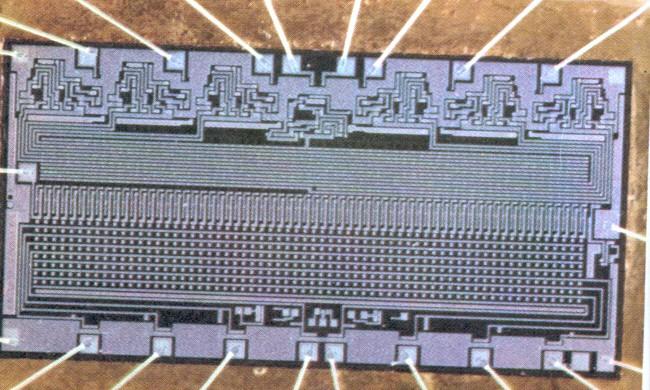 supercomputadores Construidos con circuitos integrados menor
