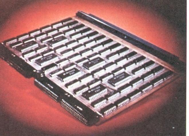 Construidas con microprocesadores y memorias de semiconductor 1971: 1er microprocesador, INTEL 4004 Década
