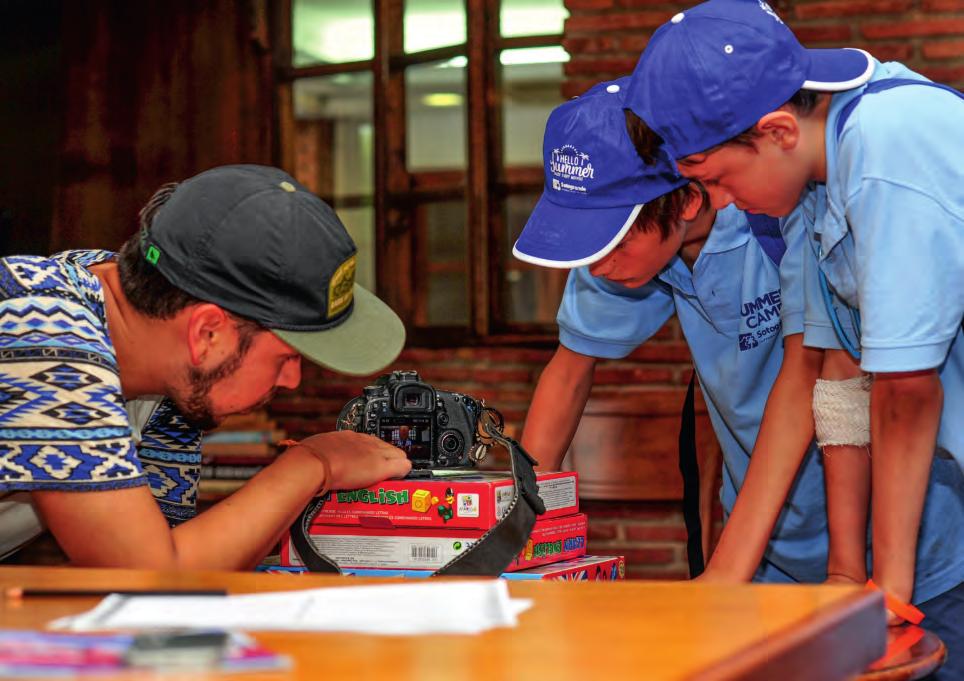 ESTANCIA & EQUIPO Durante su estancia en el Junior Camp los campers podrán elegir entre dos idiomas: español o inglés.
