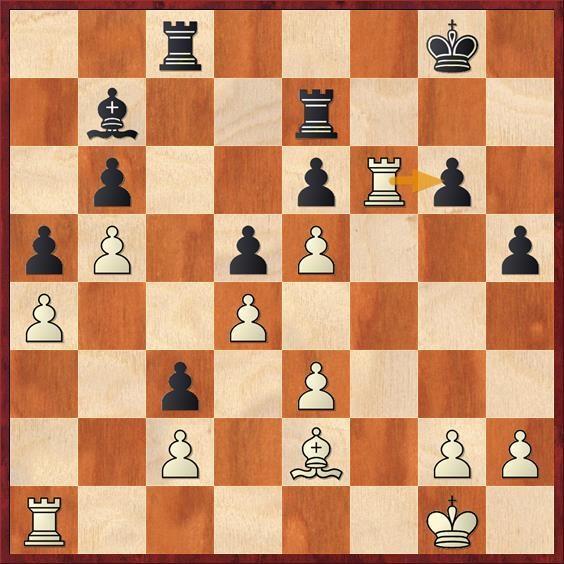 Otra época Fernández Barrera, Francisco J - Sánchez Jiménez, Juan Carlos [A03] Campeonato Provincial de Jaén, 22.12.1986 1.f4 d5 2.Cf3 Cf6 3.e3 g6 4.b4 Ag7 5.Ab2 0 0 6.Ae2 c6 (diagrama) 17.