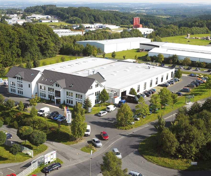 Fundada en 1981. Éxitos continuos. En 1981, el ingeniero mecánico Wolfgang Baum fundó HYFRA en Neuwied. En 1991, tuvo lugar la mudanza a la sede actual de la empresa en Krunkel.