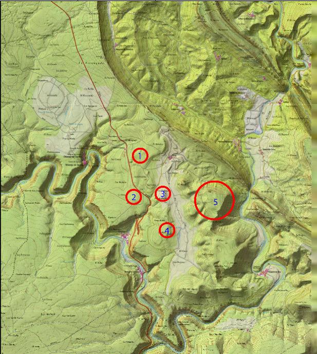 Los campamentos se encuentran en los siguientes relieves de nombre, altura y superficie. Campamento romano 1 La Cerca, de 907 m de cota y 6 Ha de superficie.