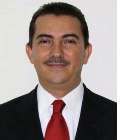 Lic. Martin J. Gpe. Mendoza López Secretario de Finanzas del Estado de Jalisco e integrante del Grupo de Ingresos de la CPFF 98 universidades, de poco más de 2 mil millones de pesos.