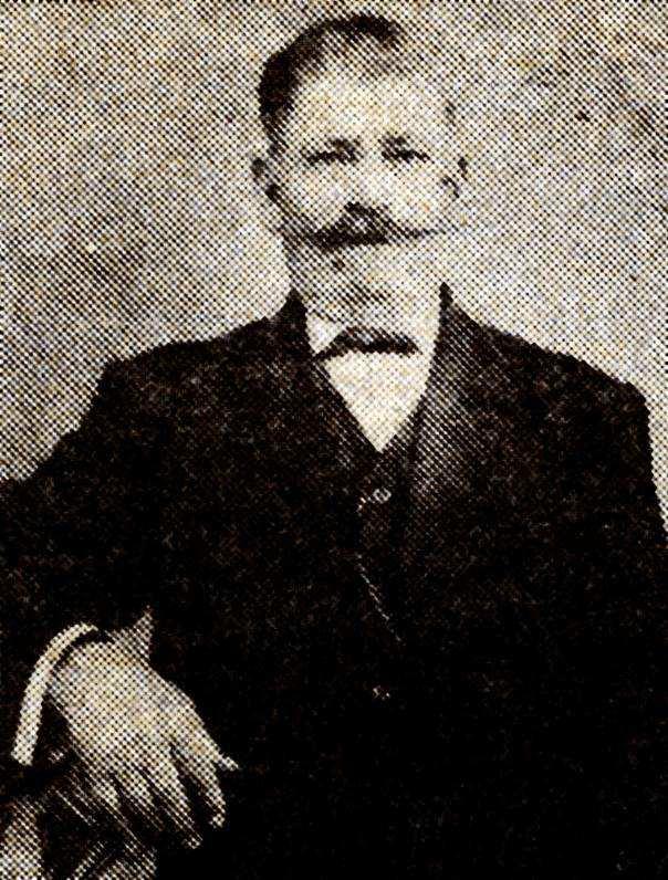 Don Juan Castro Macías murió en su domicilio de El Escobonal el 9 de junio de 1922, cuando contaba 78 años de edad. Le sobrevivió su esposa doña Cipriana Castro Tejera.