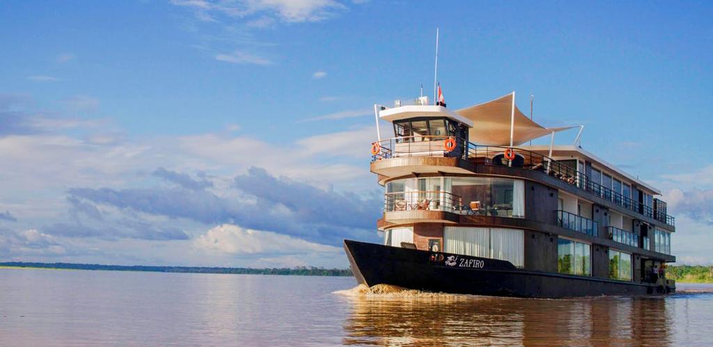 M/V Zafiro - Crucero de lujo por el Amazonas El Zafiro es un hotel flotante de cinco estrellas que le llevará al mundo de la Reserva Nacional Pacaya Samiria.