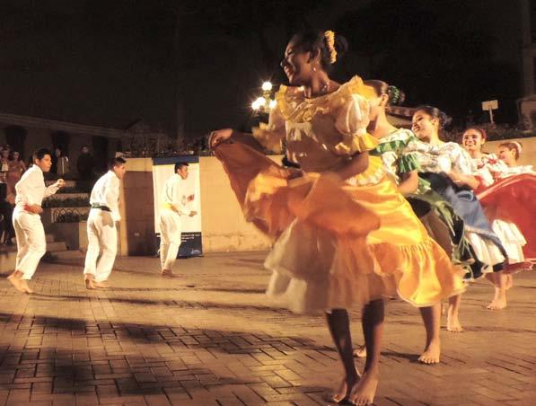 ACTIVIDADES CULTURALES #SábadosCulturales SÁBADOS CULTURALES SÁBADO 15 DE AGOSTO En el marco de las celebraciones por el Día Mundial de Folklore, se presentarán danzas de la