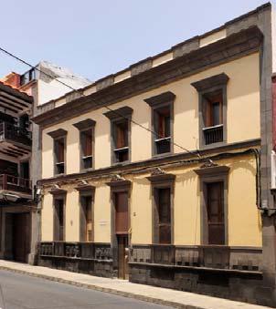 C/. López Botas, 30 Ejemplo de la arquitectura residencial del siglo XIX con reminiscencias de la arquitectura neoclásica tradicional grancanaria.