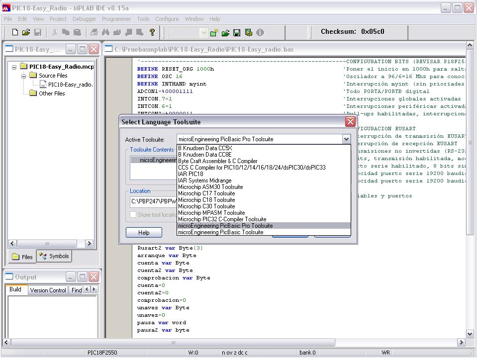 Figura 2 Entorno de programación MPLAB IDE con ventana abierta de selección de compilador Una vez diseñado y compilado nuestro programa en el ordenador tendremos un archivo.