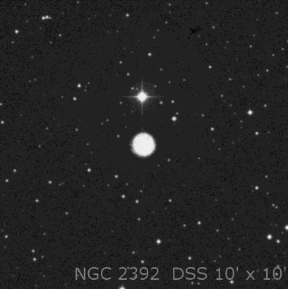 NGC 2392 N. del Esquimal N. planetaria Mag.: 9,1 B. superf.: Tamaño: 47 x 43 Distancia: 3.000 al. Constelación: Gemini Coordenadas: AR 07h 30m 03.