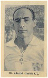 27 / 53 Debut en 1ª: 23 de septiembre Debut de 1945 en 1ª: 23 de septiembre de 1945 Temporadas en 1ª: 11 (1945-1956) Clubes en los que jugó: Sevilla C.F.