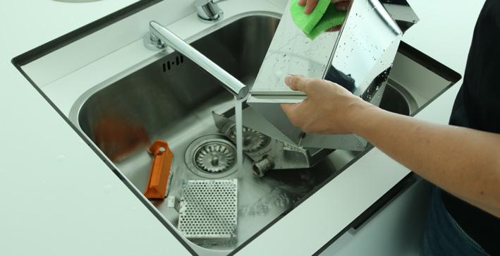 Instrucciones de limpieza de componentes Advertencias de limpieza e higienización Es necesario limpiar a diario todos aquellos elementos que están en