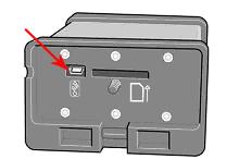 2. Retire la tapa de la unidad DiCE aflojando el tornillo de la misma. Fig. 10 Quite la tapa girando el tornillo 3.