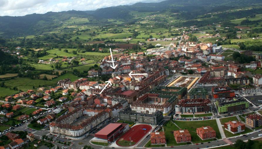 0- MEMORIA DESCRIPTIVA Objeto Realización de reforma para dotar de ascensor al edifico del Ayuntamiento, situado en el Concejo de Villaviciosa (Asturias).