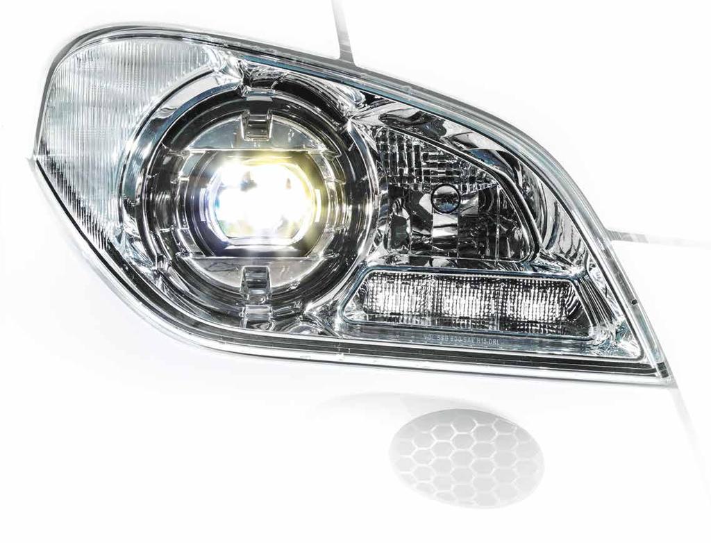 También la luz de circulación diurna LED integrada permite una mejor detección por parte de los otros conductores y aumenta aún más la seguridad del tráfico.