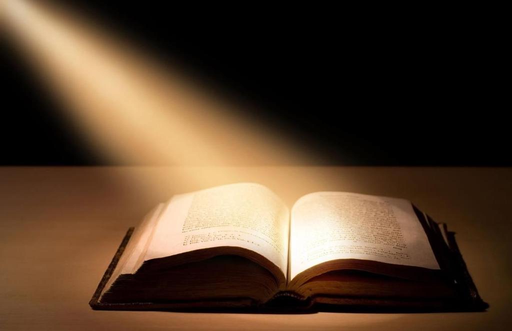 3. Palabra de Dios LA PALABRA DE DIOS «Lámpara es tu palabra para mis pasos, luz en mi sendero» (Salmo 118).