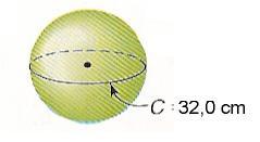 (b) Solución: Pimeo se debe enconta el adio de la esfea: C 2 2,0 2 16 cm Ahoa se puede enconta el volumen: 4 4 16 V 55,