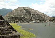 Desde las ruinas aztecas de Teotihuacan hasta las mayas de Chichén Itza tendremos la oportunidad de visitar otras zonas arqueológicas de gran interés. Descúbrelas!