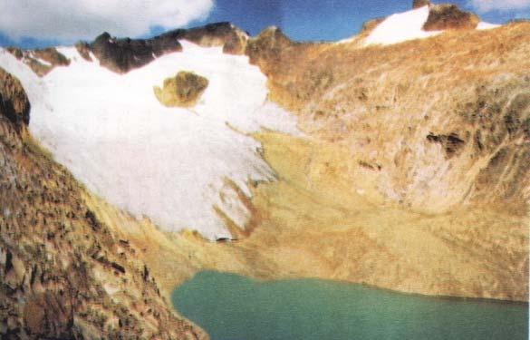 Piloto-Yanamarey 914 m 1948 N 8,931,400 Muchos glaciares
