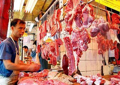 En los últimos 5 años CHINA aumento el consumo de carnes en 13,45 mill Consumo de Carnes Rojas & Blancas tons.