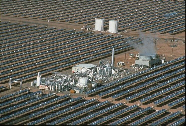 ENERGÍAS RENOVABLES Energía a Solar Para este tipo de energía a la CFE, tiene proyectado en Agua Prieta, Son.