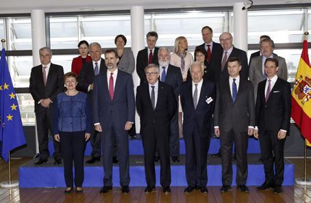 (Bruselas, 15-04-2015) Su Majestad El Rey D. Felipe VI se reúne con la Comisión Europea. Qué ha significado la Unión Europea para España?