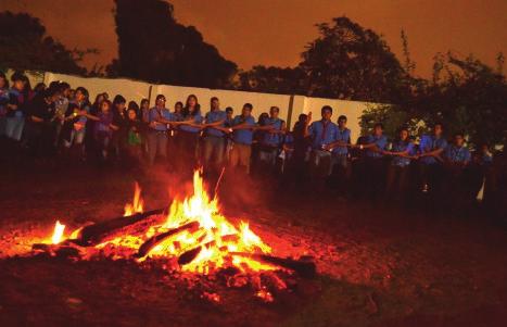 La fogata, que se realizó el 7 de junio, reunió a más de 200 lobatos, scouts, caminantes y rovers integrantes de los 6 grupos de Trujillo donde