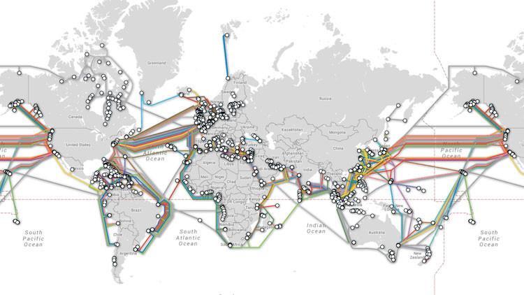 crece considerablemente Los cables submarinos logran