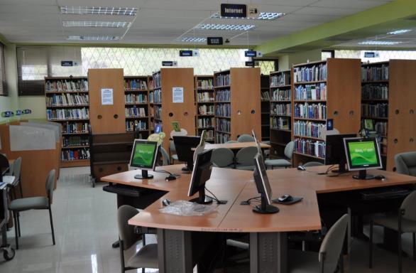 31 Centros de información y referencia El programa de estudios hace uso de centros de información y referencia o similares, acorde a las
