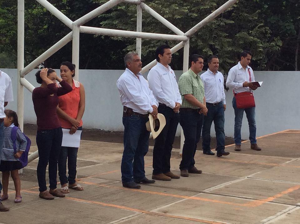 Peña Nieto, y el Gobierno de la Gente encabezado por Roberto Sandoval Castañeda.