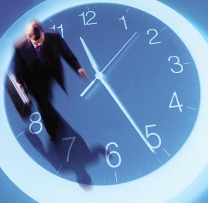 Factores Organización Tiempo de trabajo El horario, la distrubución de los turnos, el trabajo nocturno y la organización de pausas y descansos tiene una repercusión muy directa sobre la vida laboral