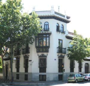 Real Instituto Elcano El Real Instituto Elcano es una fundación privada, independiente de la Administración Pública y de las empresas que la financian, que se constituyó bajo la presidencia de honor