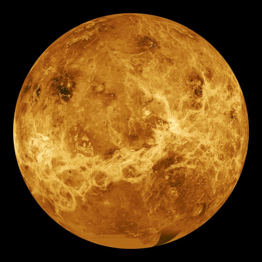 Venus superficie (sin nubes) Masa = 0.82 M Radio = 0.95 R Satélites = ninguno Atmósfera = densas nubes de dióxido de azufre Temperatura = 462 C Órbita Semi-eje Orbita = 0.