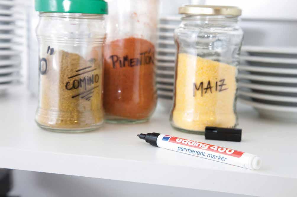 Permanentes para todas las superficies Los marcadores permanentes edding son una herramienta ideal tanto para uso hogareño como comercial e industrial.