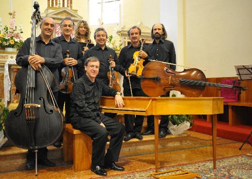 DICIEMBRE 2015 I MUSICI DI VIVALDI Solistas: Glauco Bertagnin, violín