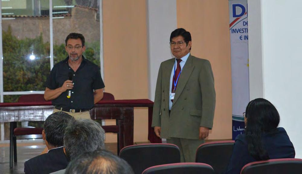 De derecha a izquierda Ignacio Chirico, Coordinador Programa UMSA/Asdi y Guillermo Bazoberry,