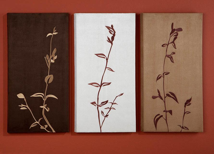 Diseño Ramas compuesto por 1 cuadro tostado, 1 marrón y 1 blanco.