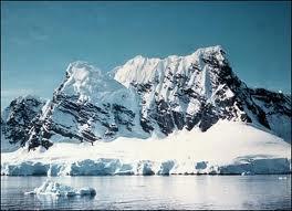 LOS CLIMAS FRÍOS.- Los climas de la zona fría se localizan entre los círculos polares ártico y antártico y los polos, y en las altas montañas de la Tierra.