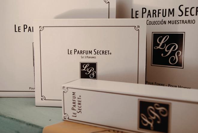 SETS Disponemos de dos modelos de sets: tres perfumes en formato de 30 ml y tres perfumes en formato roll-on de 10 ml. Y que puedes confeccionar a tu elección escogiendo entre todos nuestros perfumes.