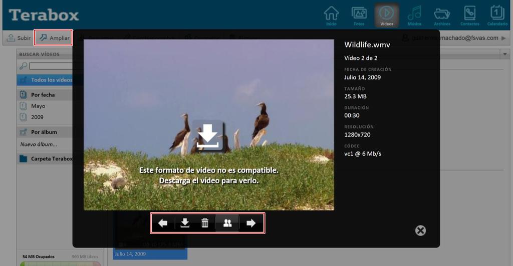 3.3.3 Ampliar Para ampliar un vídeo, selecciona el vídeo que quieras y hace clic en Ampliar : Utiliza los botones de navegación: Anterior, Descargar, Borrar, Compartir y Siguiente. 3.3.4 Descargar Para descargar vídeos desde Terabox, selecciona los vídeos que quieras.