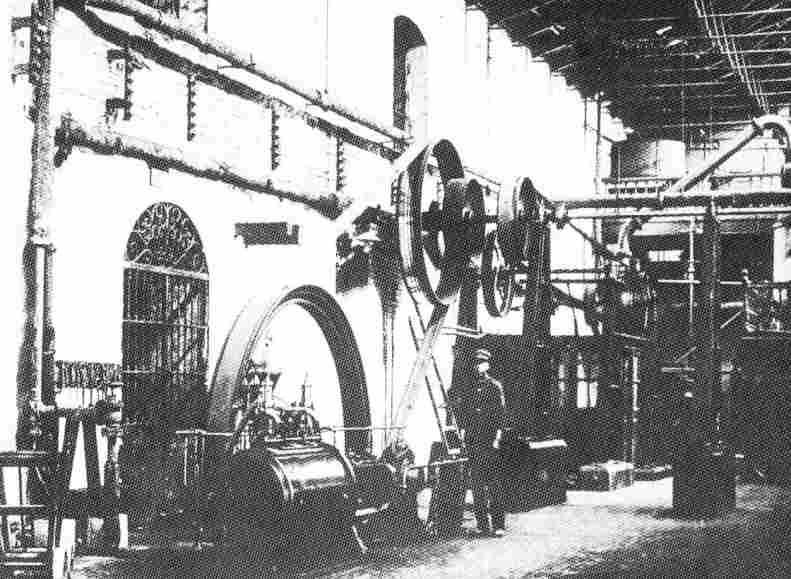 Caña de azúcar. Posteriormente, a partir de 1925, comenzó la disminución pues los precios bajaron al punto que muchos ingenios se vieron obligados a cerrar sus instalaciones temporalmente.