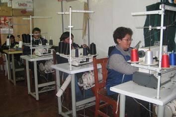 orientación vocacional; construcción de colegio Miguel Grau (Cerro) Yauli Implantación de pastos mejorados;
